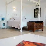 Huge Golf And Mansion 8 Min From Puerto Banus Hébergement de vacances *