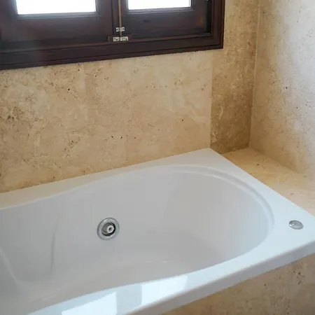 Huge Golf And Mansion 8 Min From Puerto Banus Ferienhaus