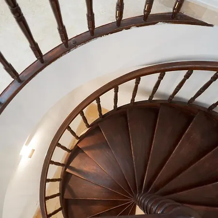 Будинок відпочинку Huge Golf And Mansion 8 Min From Puerto Banus *