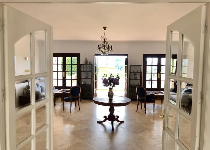 Huge Golf And Mansion 8 Min From Puerto Banus