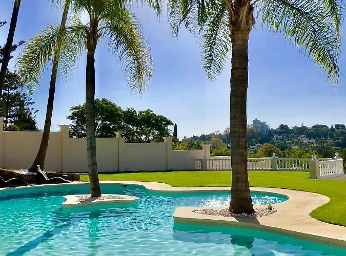 Hébergement de vacances Huge Golf And Mansion 8 Min From Puerto Banus *