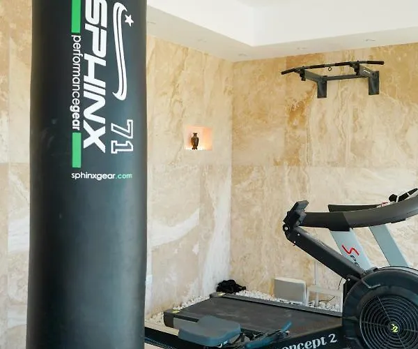 Huge Golf And Mansion 8 Min From Puerto Banus 펜션