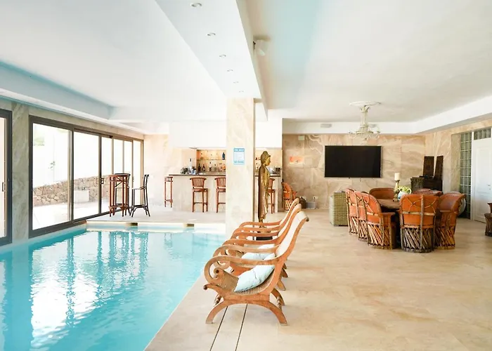 Huge Golf And Mansion 8 Min From Puerto Banus Estepona