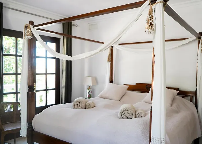 Huge Golf And Mansion 8 Min From Puerto Banus *