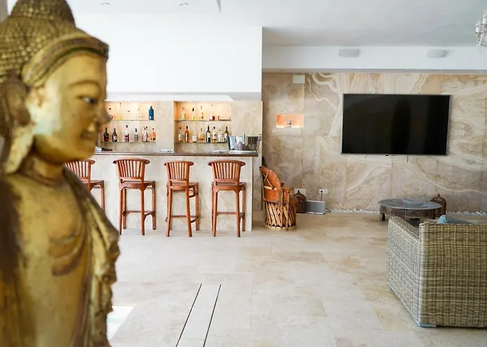 Huge Golf And Mansion 8 Min From Puerto Banus *