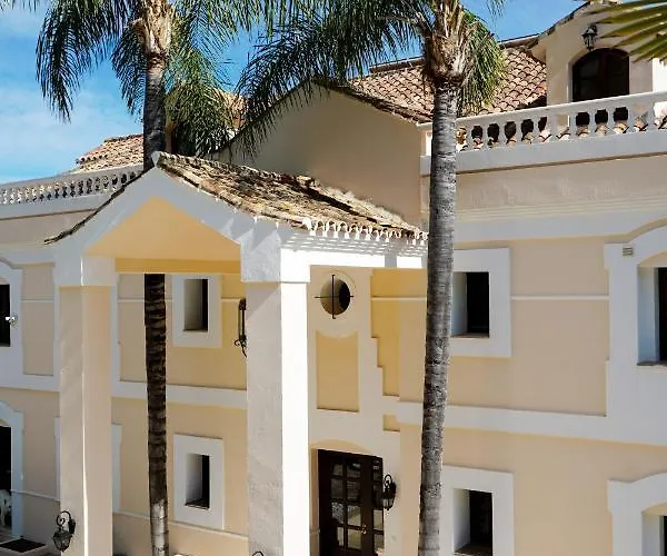 Huge Golf And Mansion 8 Min From Puerto Banus Hébergement de vacances Estepona