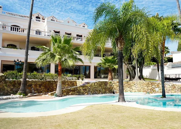 Huge Golf And Mansion 8 Min From Puerto Banus *
