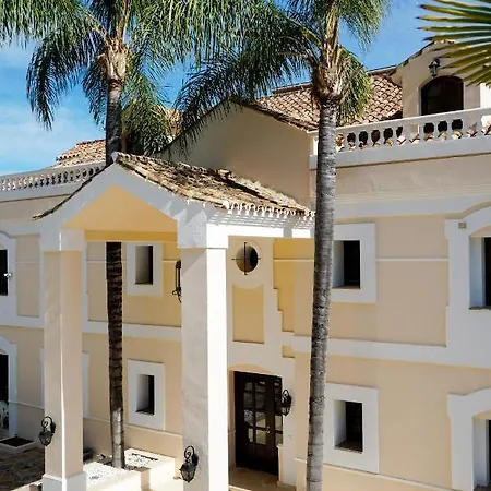 Huge Golf And Mansion 8 Min From Puerto Banus Casa de Férias Estepona